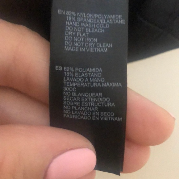 Crop top - Picture 4 of 4